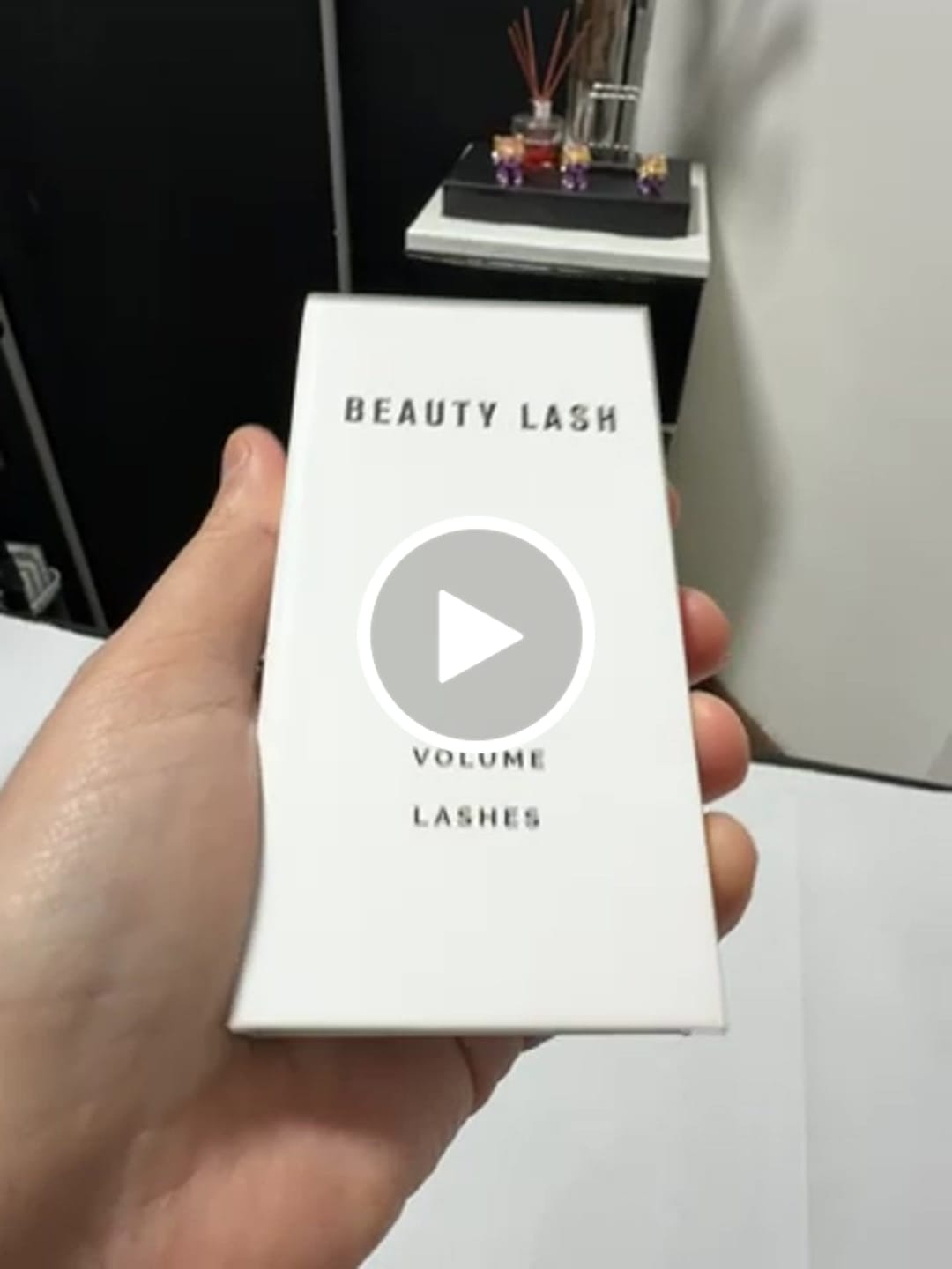 Customer video review of Mixed Volume Lashes