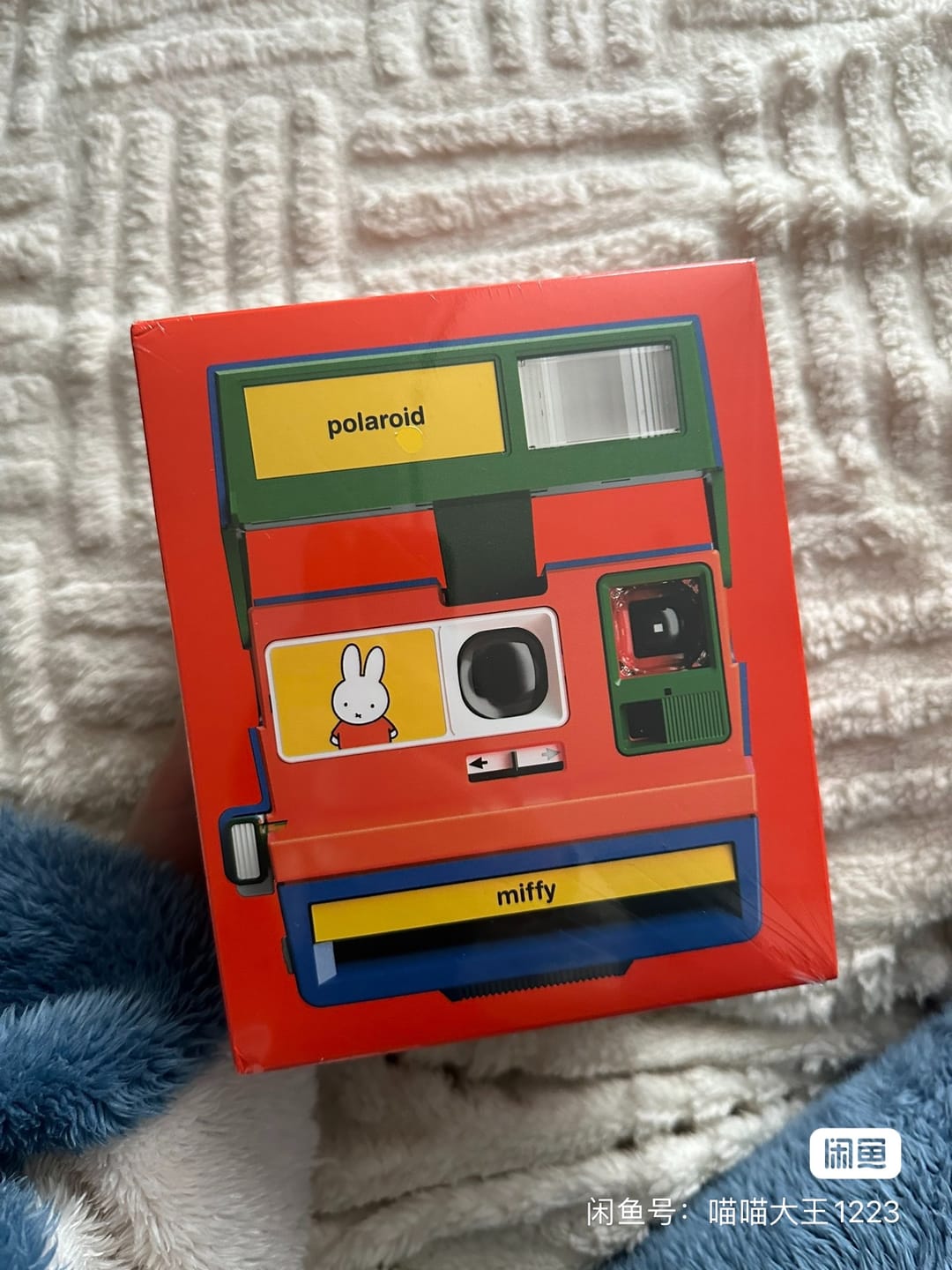 Customer photo review of Polaroid 600 Miffy Colorblock Instant Film Camera