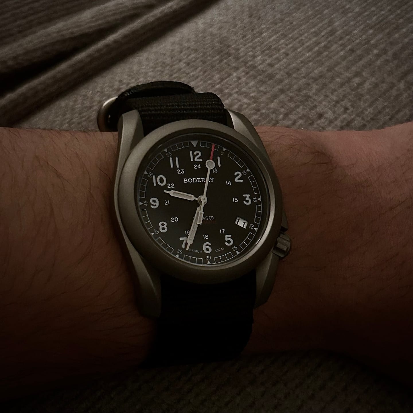 Customer photo review of VOYAGER - 100M Waterproof Titanium Automatic Field Watch | Black