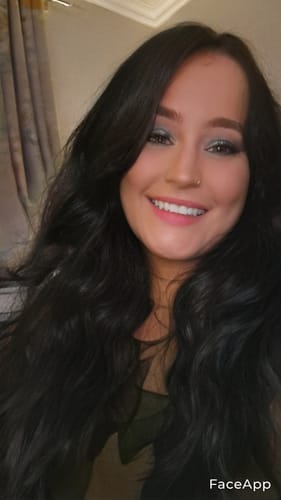 Customer photo review of The Headband Wig Perfect Curl