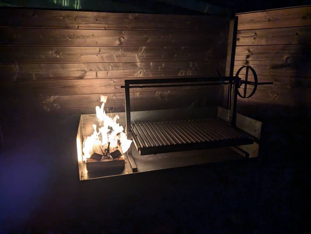 Customer photo review of Santa Maria V-Shaped Grill Grates