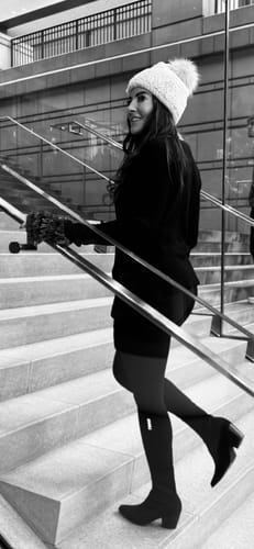 Customer photo review of The TONA LiftFit Leggings - Whisper Black - 24" Inseam