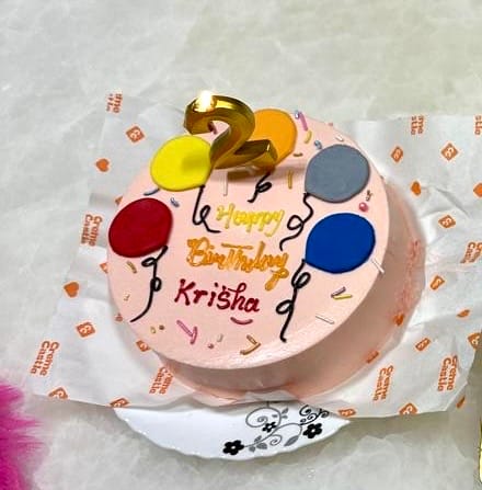 Customer photo review of Balloon Bento Cake