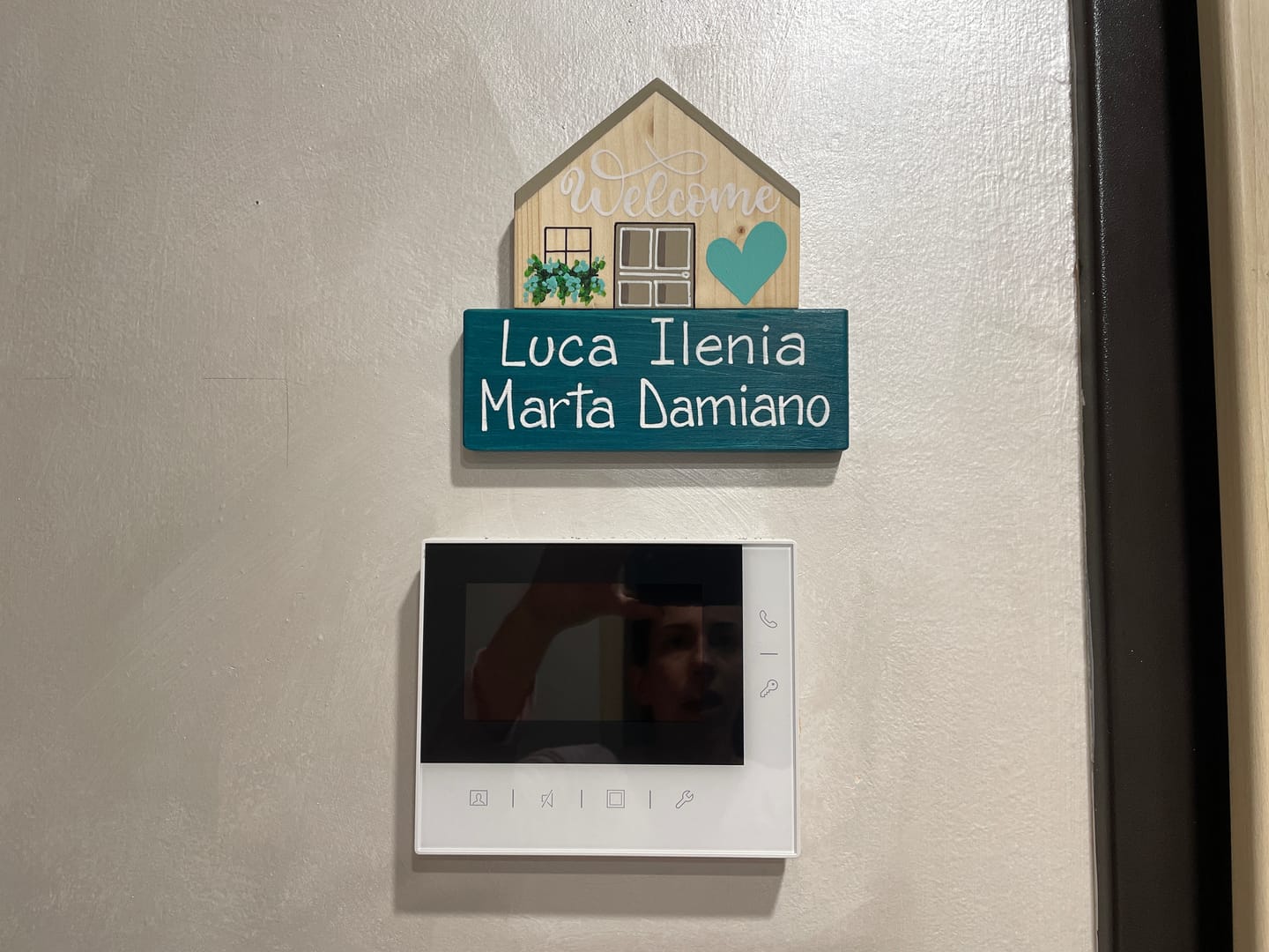 Customer photo review of Dietroporta legno & bianco