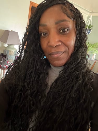 Customer photo review of BOHEMIAN KNOTLESS BRAID WIG, FULL LACE, WAIST, VIP LUX COLOR