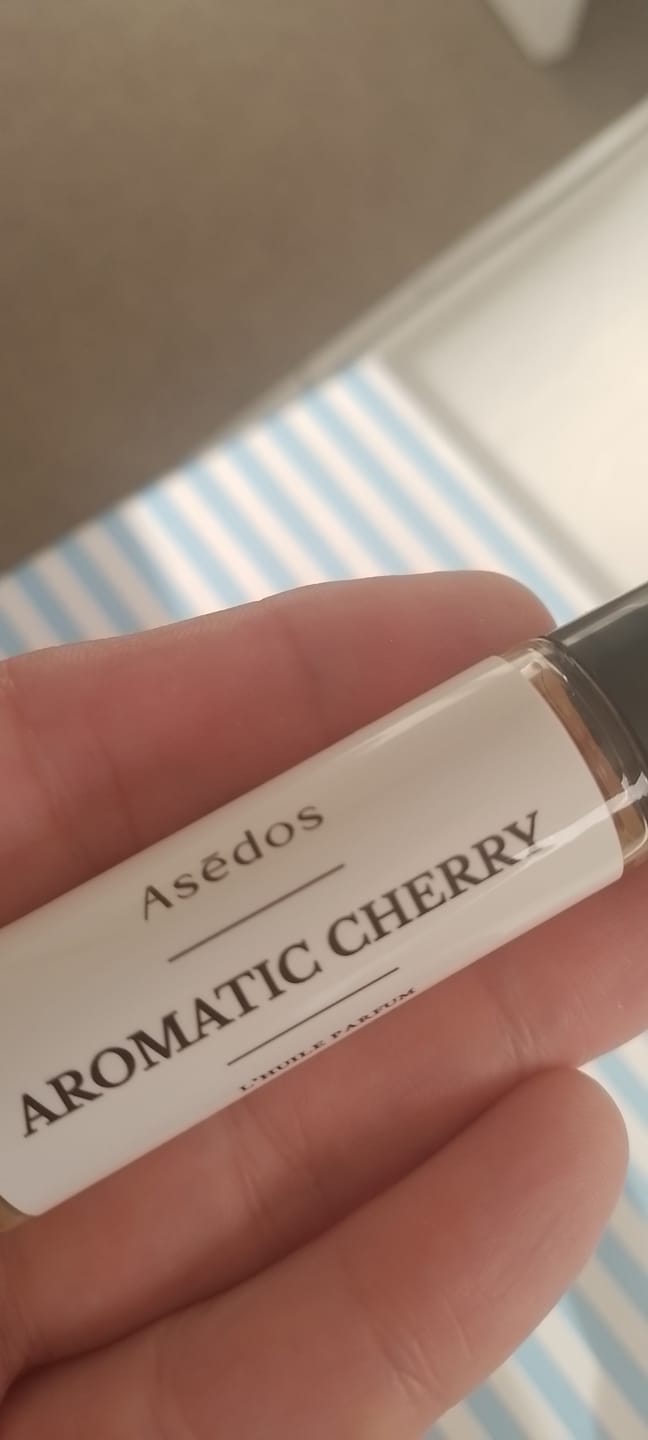 Customer photo review of AROMATIC CHERRY PERFUME OIL