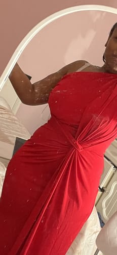 Customer photo review of Avyan Maxi Dress - Red