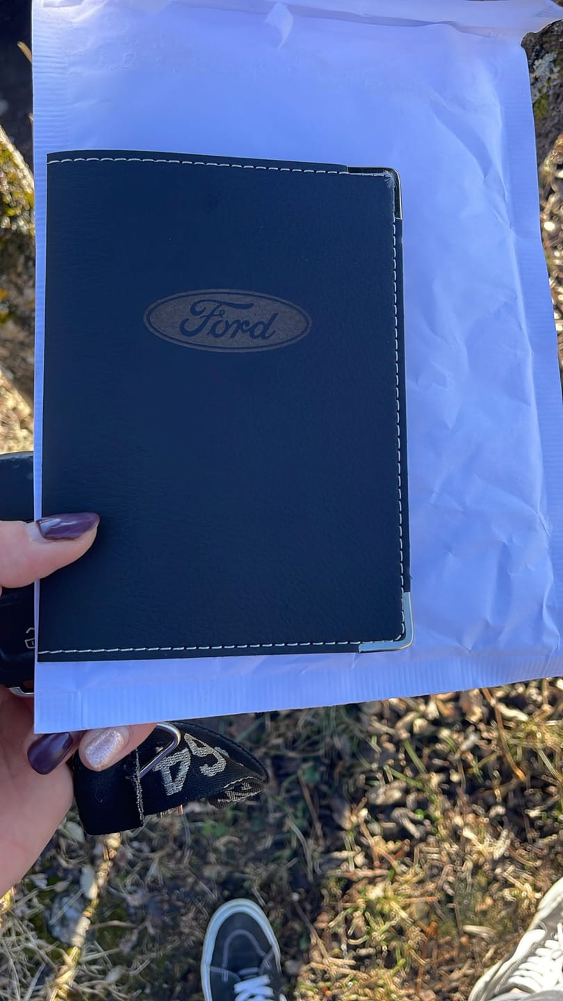Customer photo review of Porte Carte Grise Ford