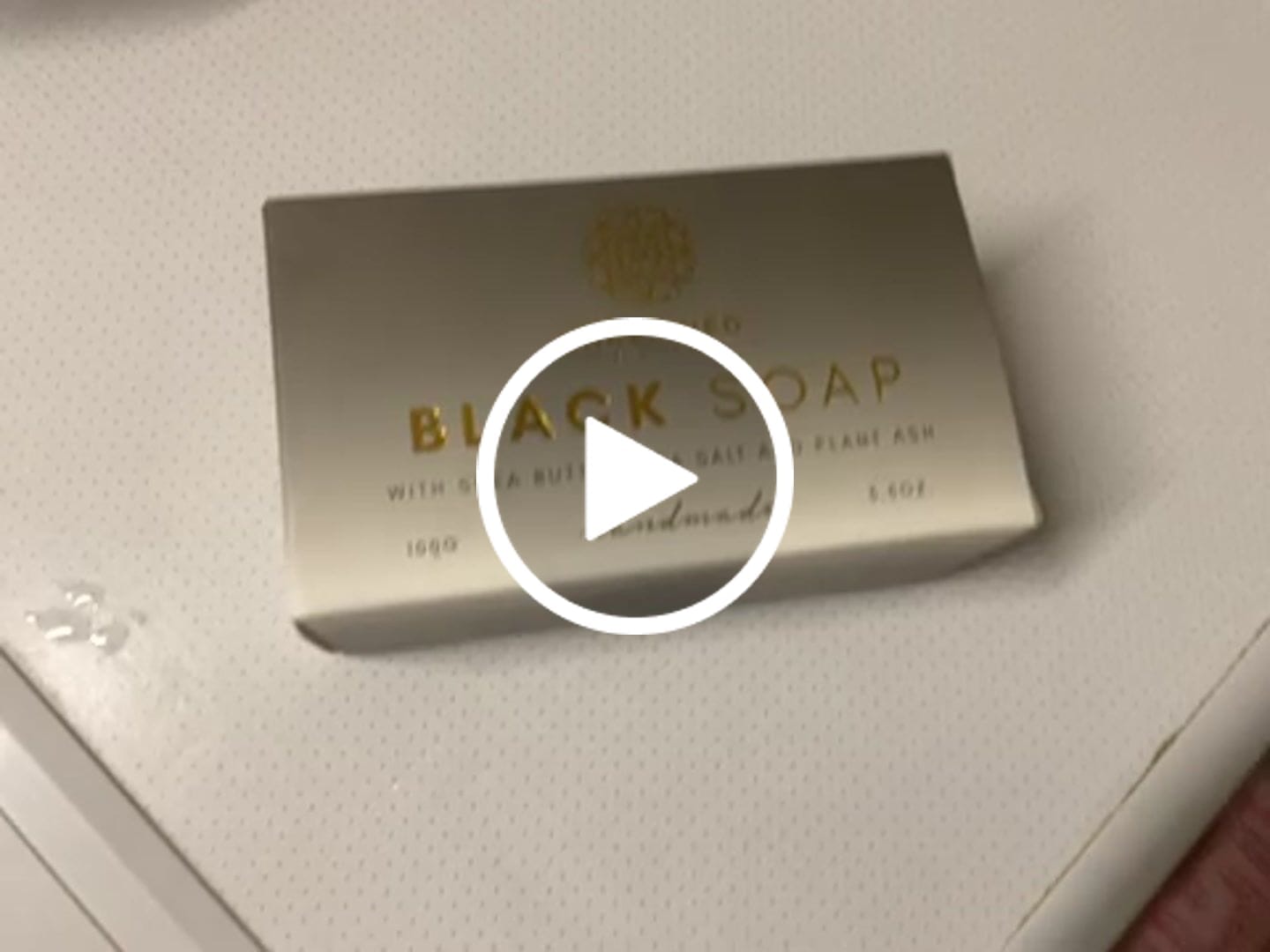 Customer video review of BLACK SOAP - afrikanische schwarze Seife