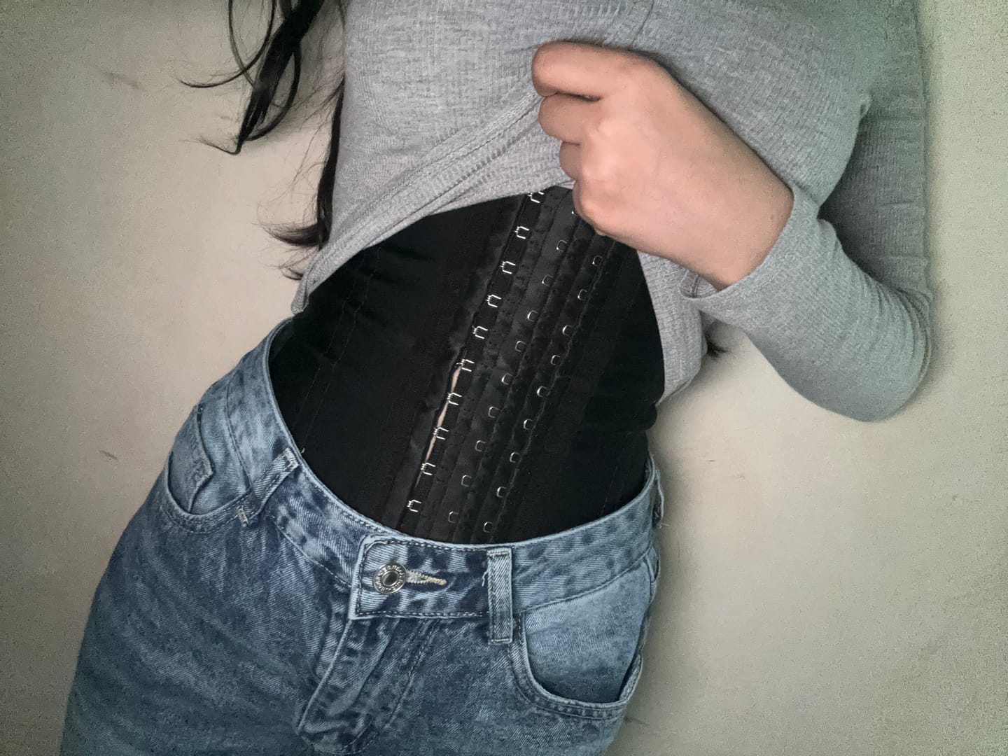 Customer photo review of KWhite Waist Short Torso Trainer