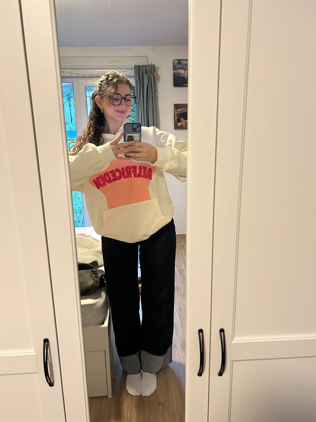 Customer photo review of Aelfric Eden Vintage Embroidery Star Hoodie