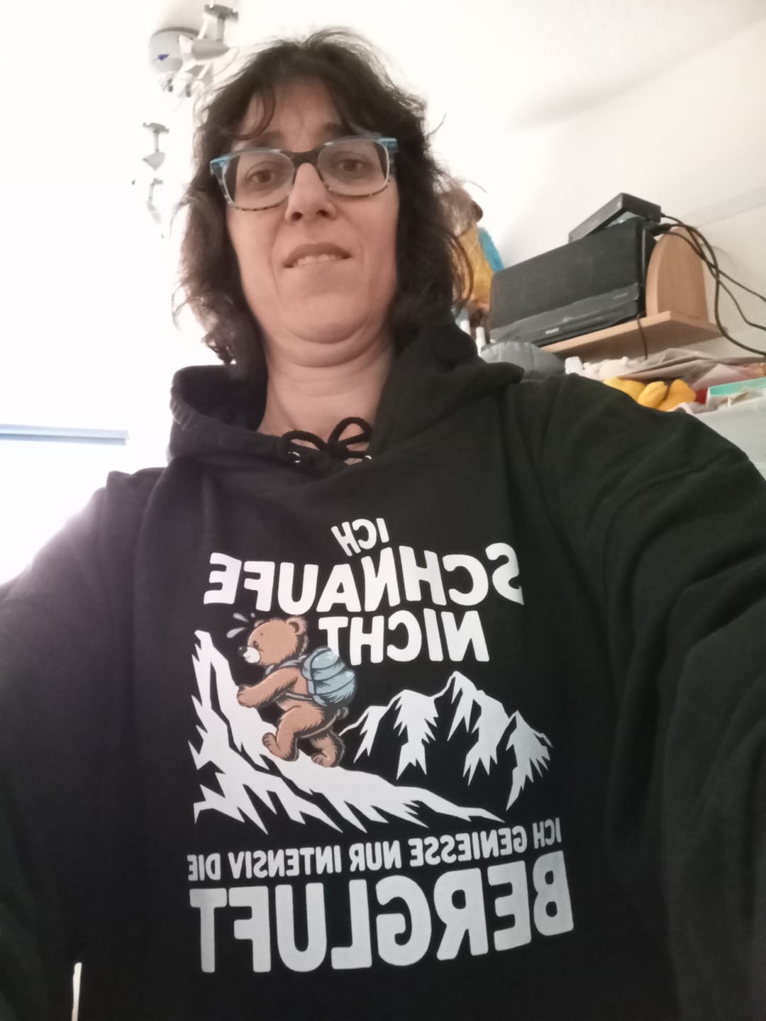 Customer photo review of Bergluft Hoodie Unisex