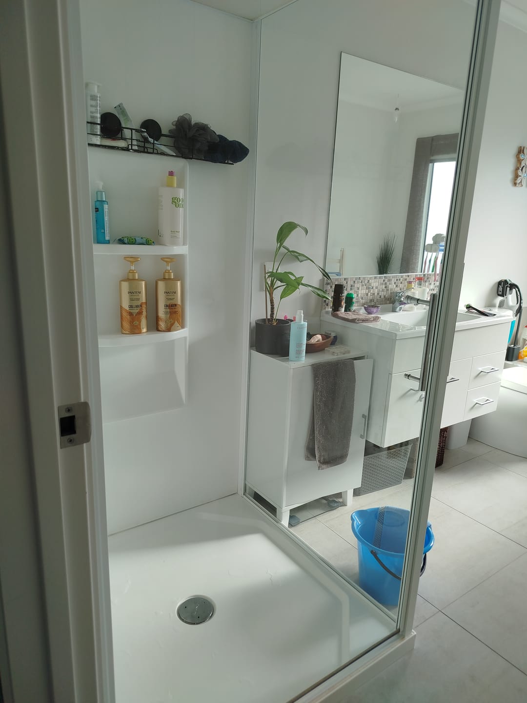 Customer photo review of Naked Glass Repellent & Protector 250ml
