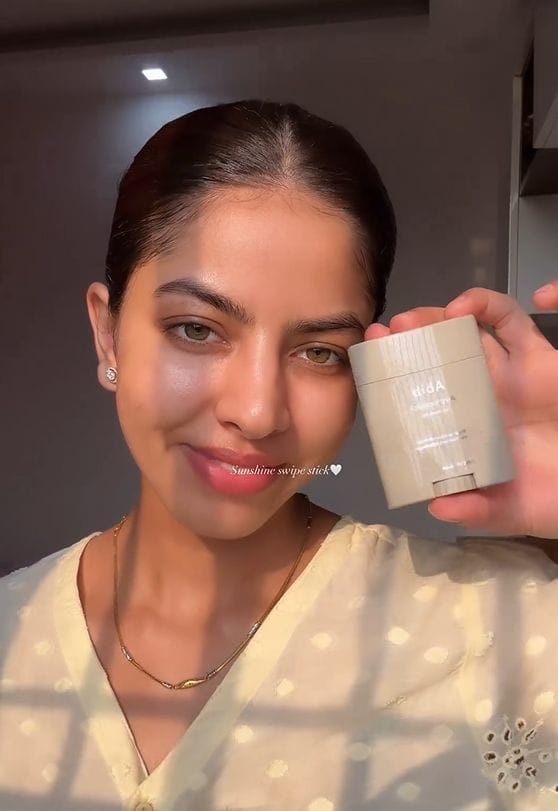 Customer photo review of Airy Sunstick Smoothing Bar