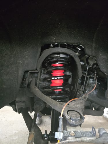 Customer photo review of 2015-2020 GMC Yukon XL Magnetic Struts 4 Wheel OE Replacement Kit (GC104F)