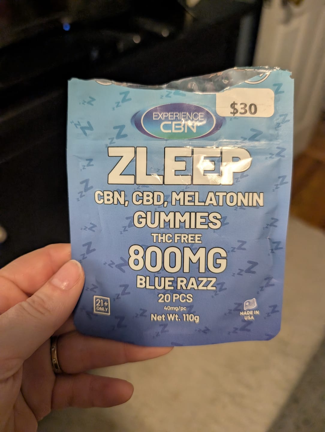 Customer photo review of Zleep CBN, CBD, MELATONIN Gummies 800MG