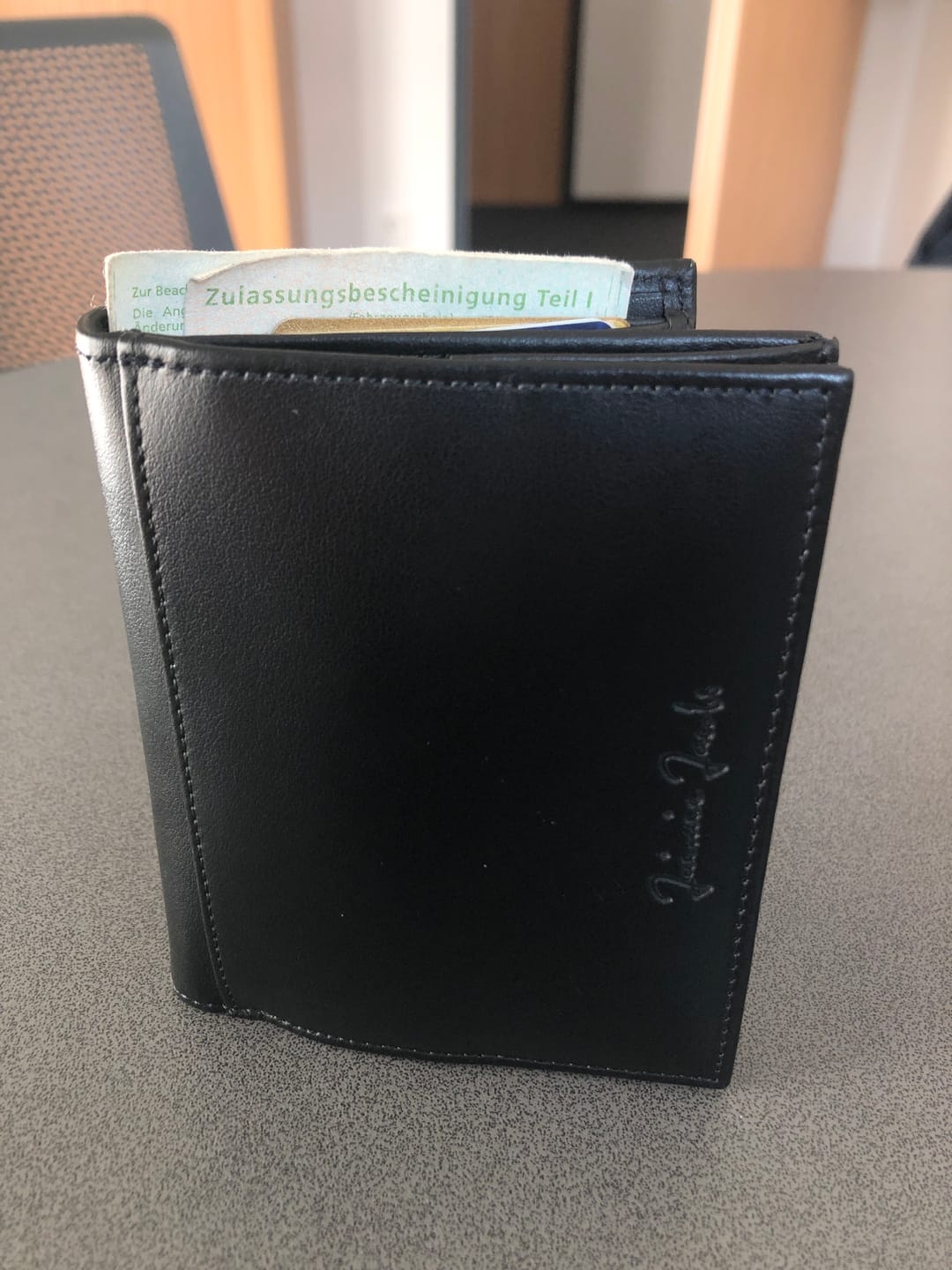 Customer photo review of Folder Boy bi-fold wallet