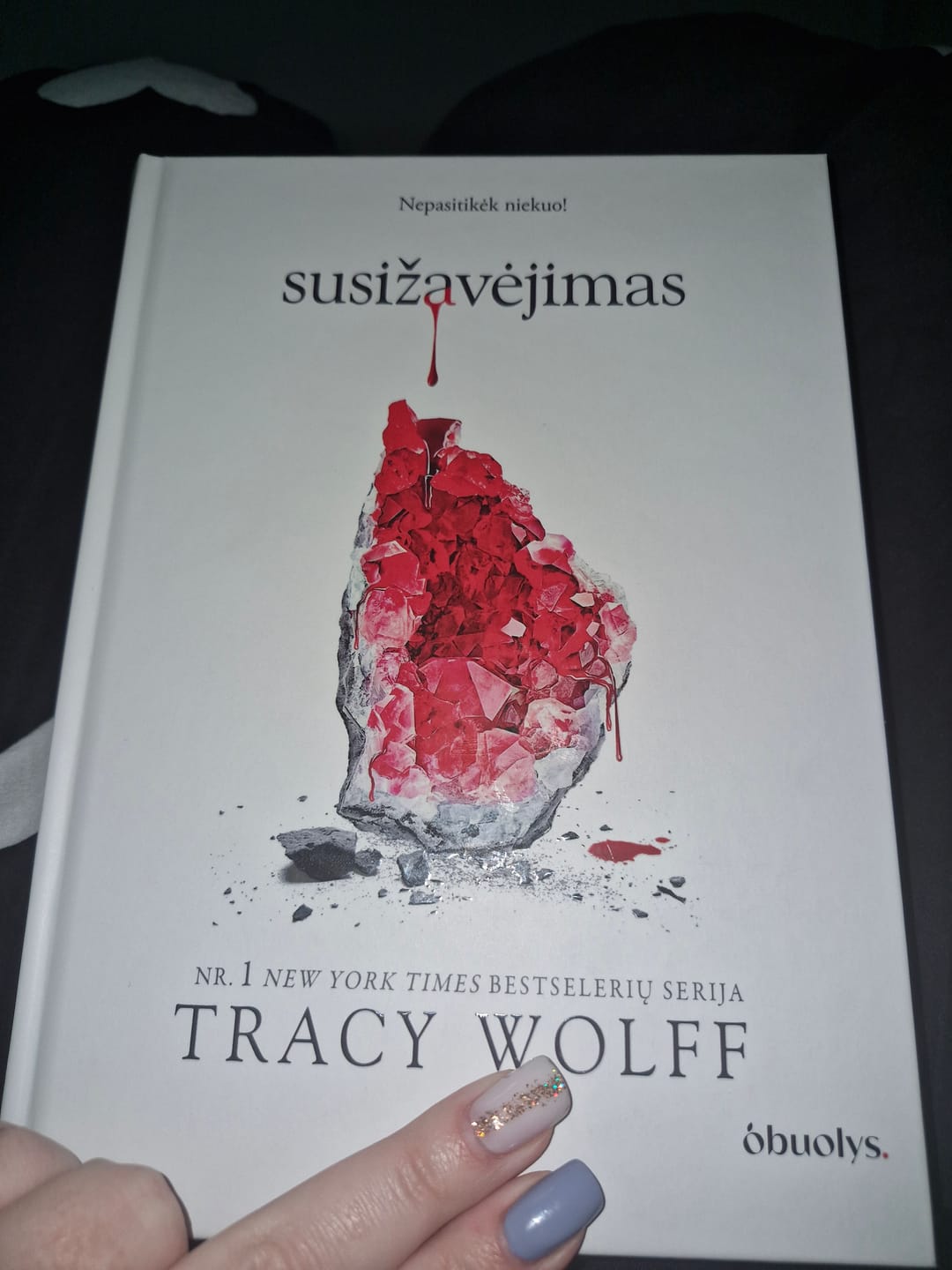 Customer photo review of Susižavėjimas: Nr. 1 New York Times bestselerių serijos troškimas 2-oji dalis