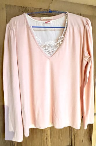Customer photo review of Blouse Lalou jersey de viscose rose pailleté