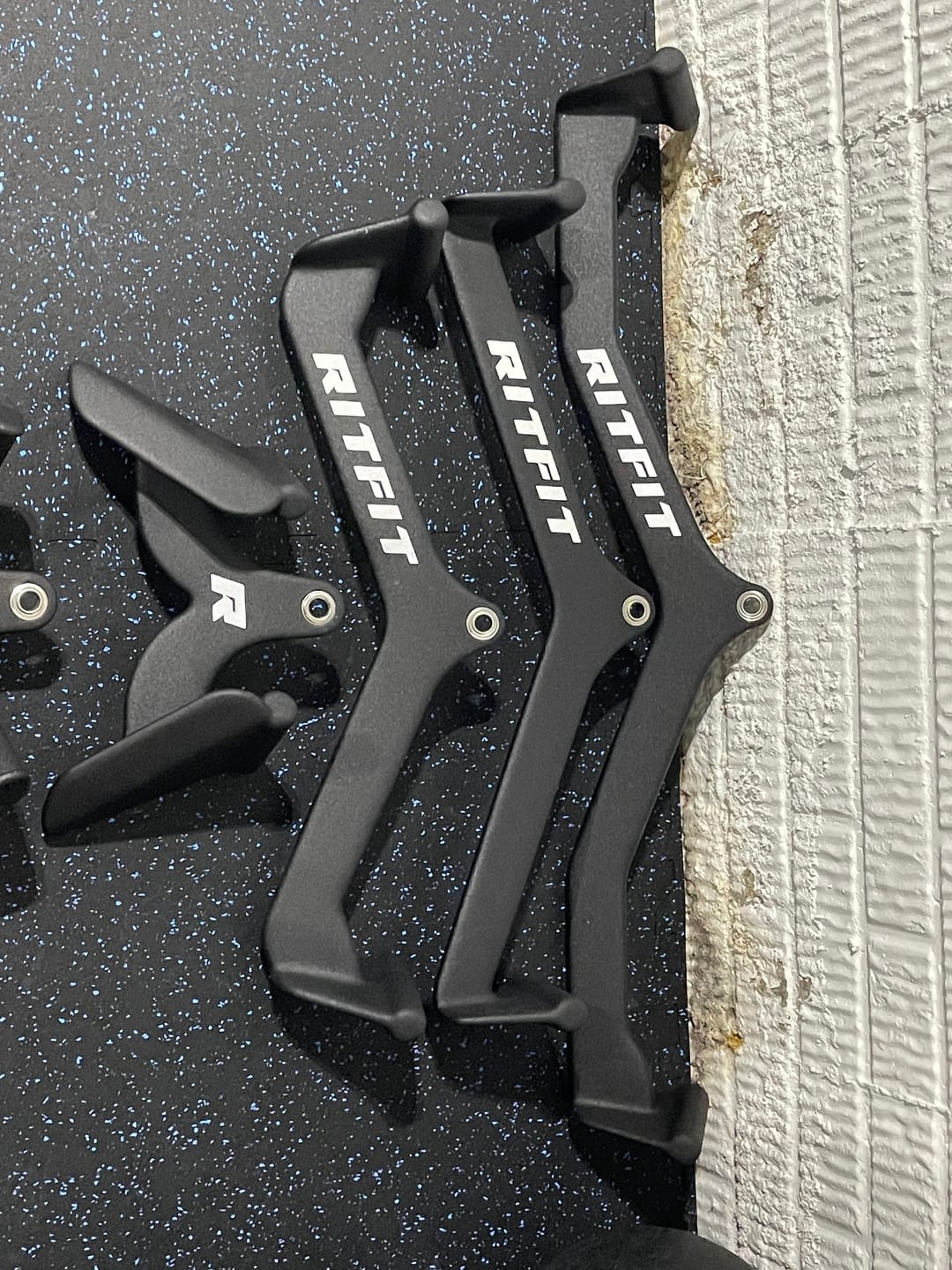 Customer photo review of RitFit 5pcs Lat Pulldown Bar Combo