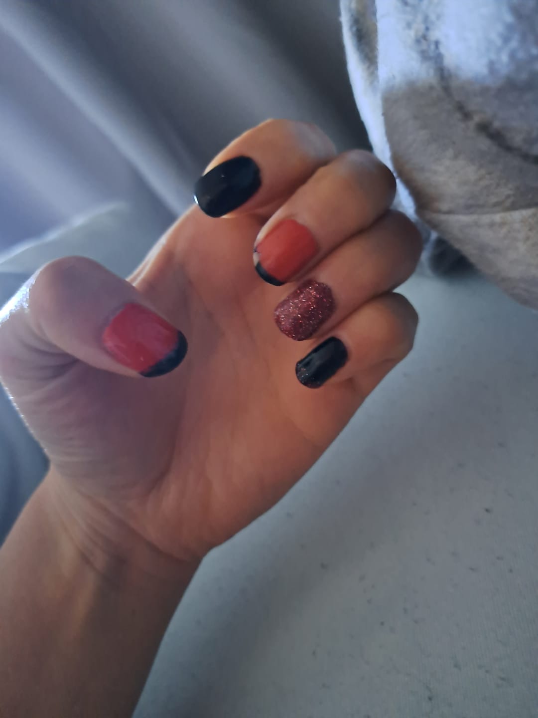 Customer photo review of Sapphire Black Dipping Powder