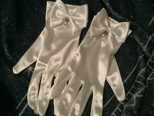 Customer photo review of Vintage Solid Pearl Stretch Satin Short Gloves