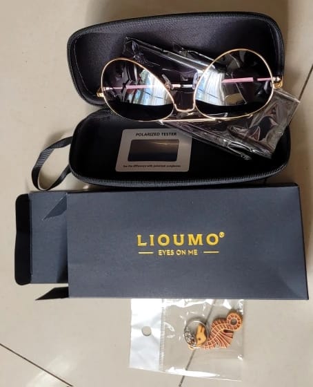 Customer photo review of Gold-Tone Alloy Aviator Sunglasses Polarized — Gold | KIMLUD