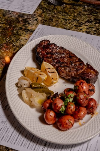 Reseña con foto de un cliente sobre Rib Eye Steak Black Brangus