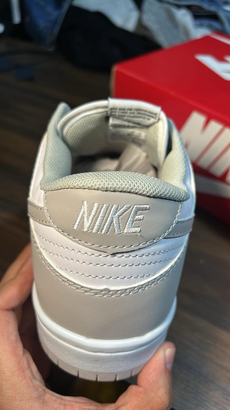 Customer photo review of Tenis Dunk Low Blanco Gris