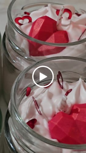 Customer video review of Fragancia PIRULETA  HEART