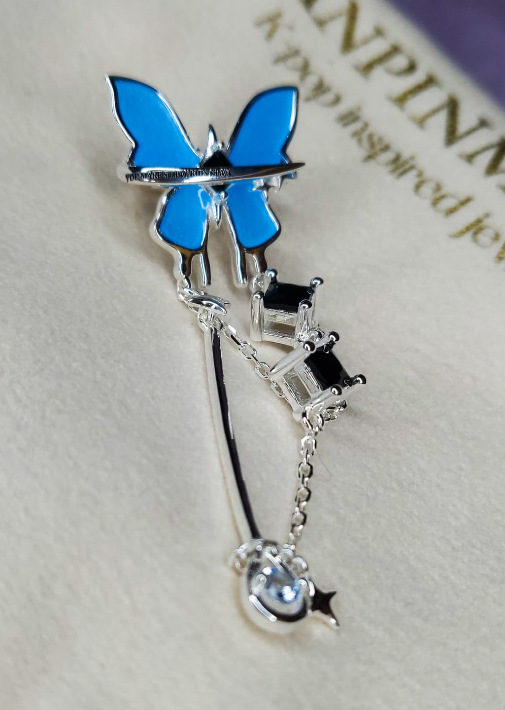 Customer photo review of SKZ Lose My Breath earcuff (preorder)