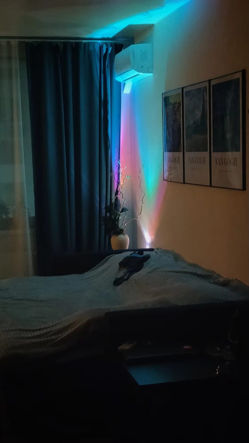 Customer photo review of Led Crystal Eye Table Lamp