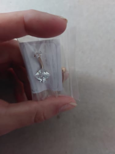 Customer photo review of Internally Threaded Square Prong Set Belly Bar with Rose Gold Plating