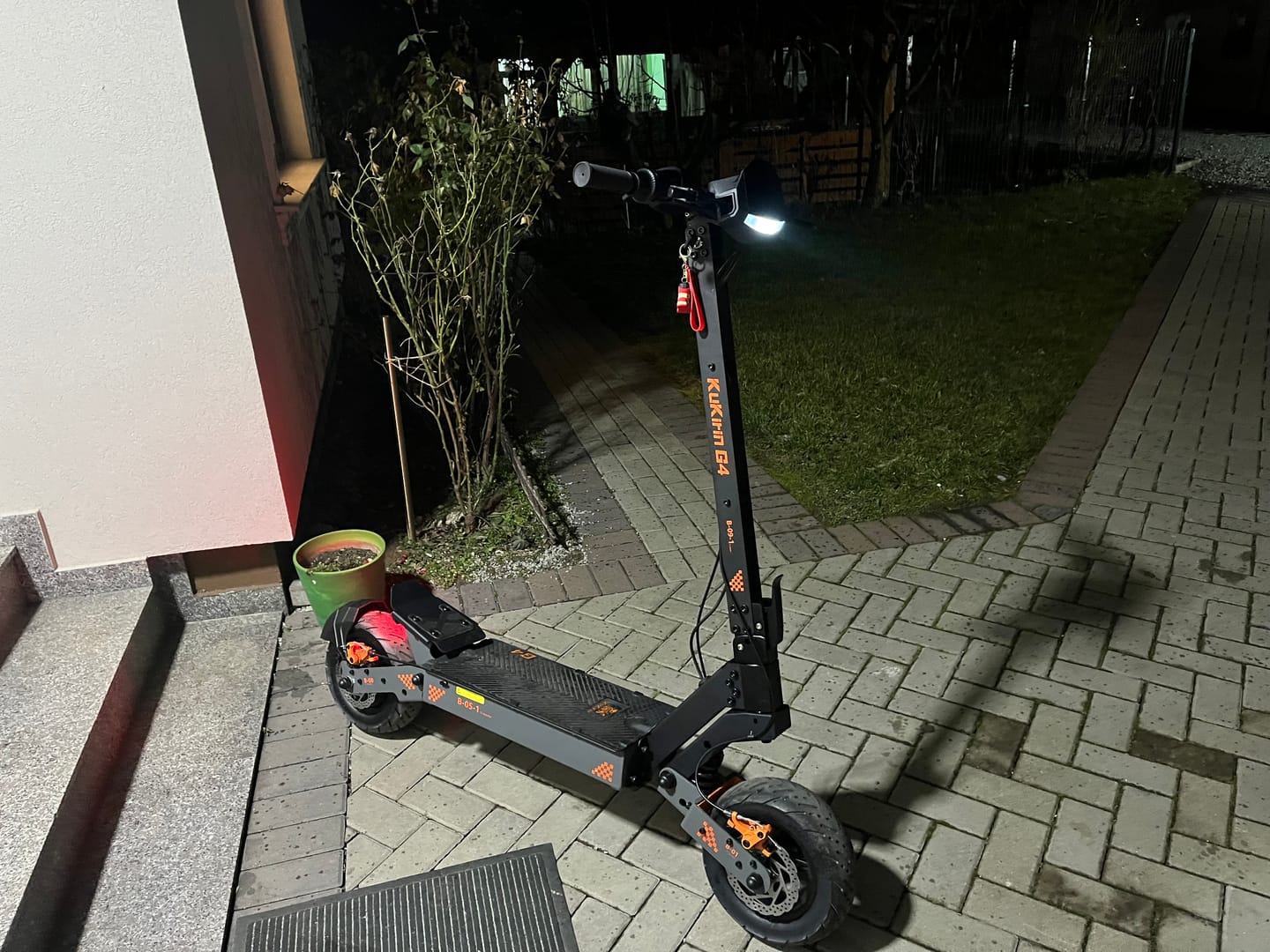 Customer photo review of KuKirin G4 Electric Scooter