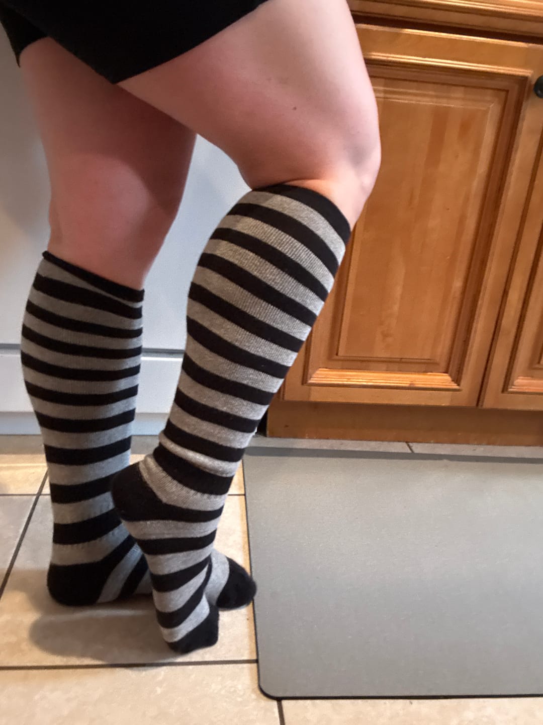 Customer photo review of Deadlift Socks - Black/Grey