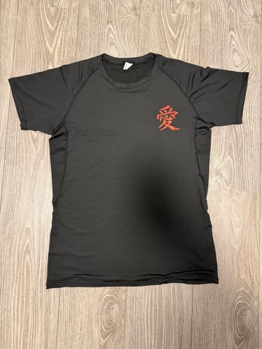 Customer photo review of Gaara Compression T-Shirt
