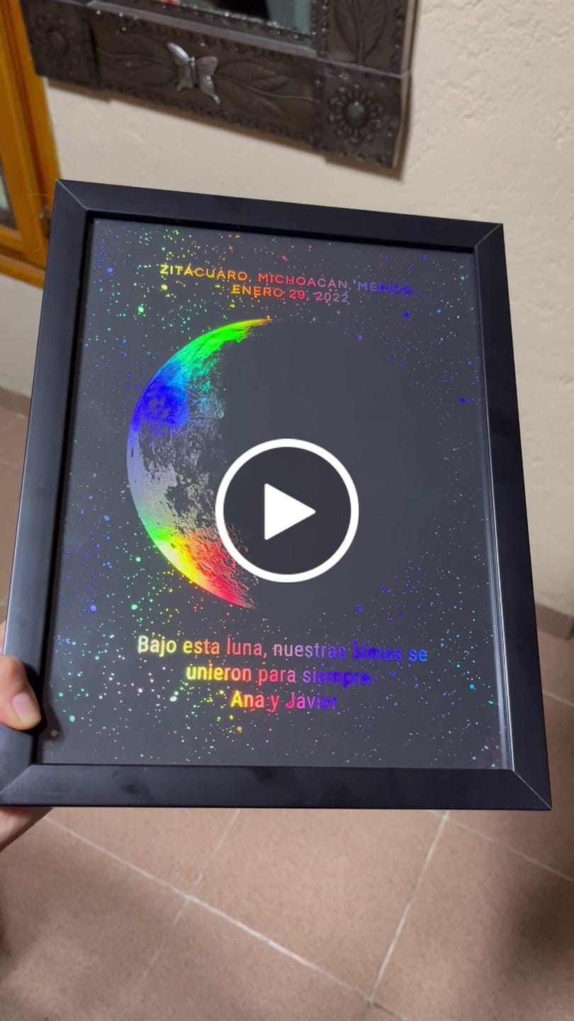 Customer video review of Mapa Lunar Holográfico