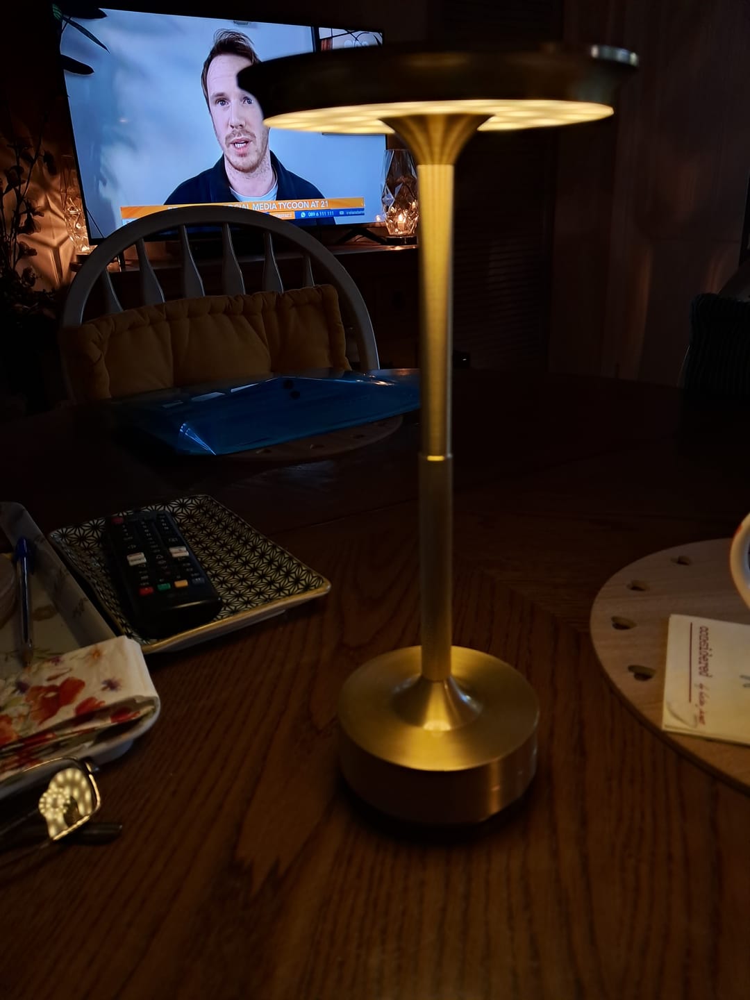 Customer photo review of Cordless Modern Aura Table Lamp - Cordless Table Lamp with Touch Control & Modern Nordic Design