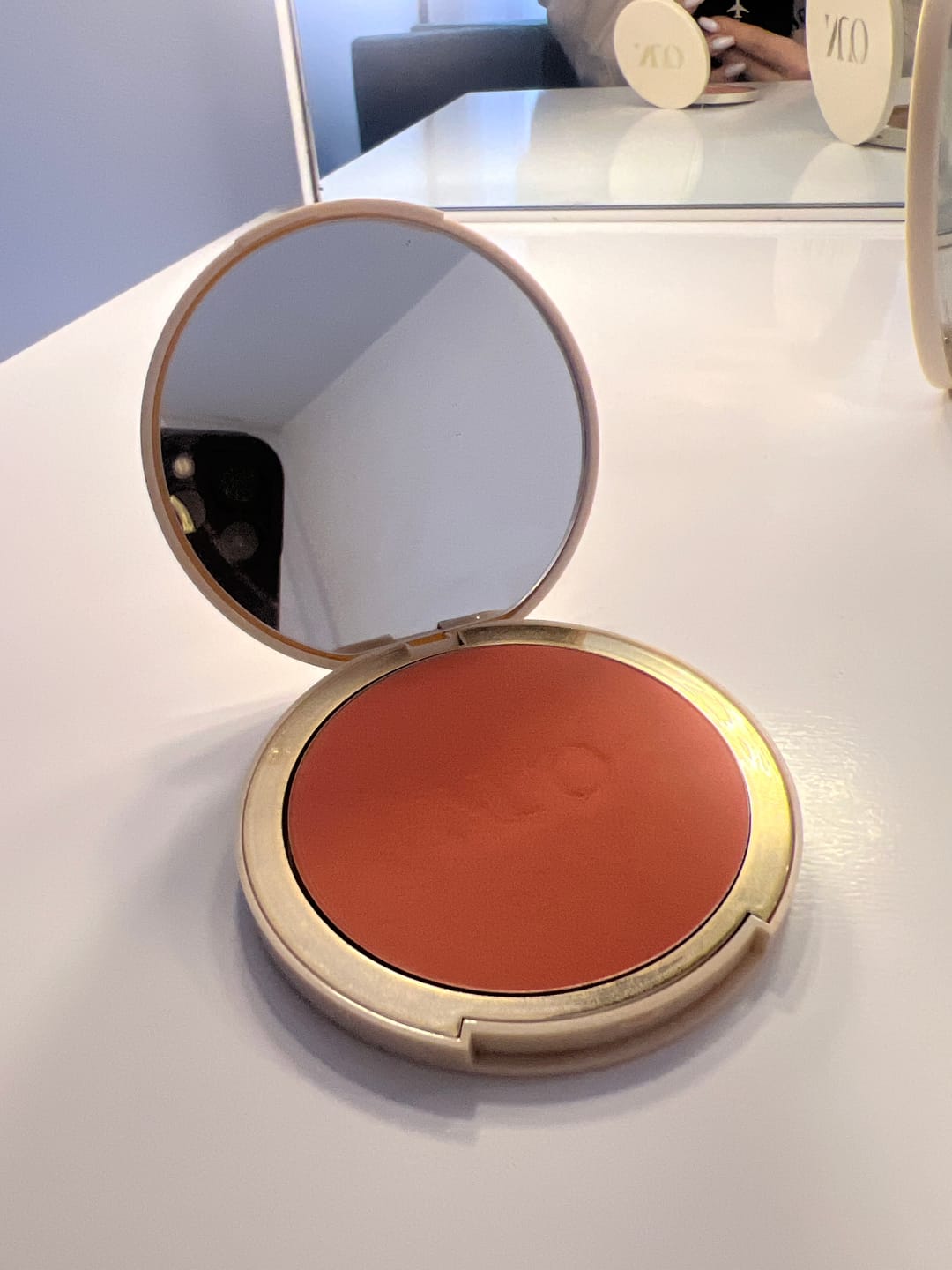Customer photo review of Blush pudra cu efect de blurare