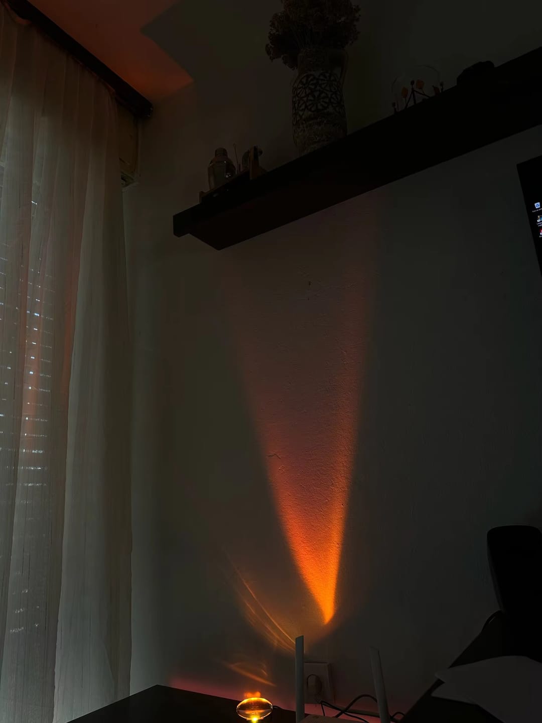 Customer photo review of Led Crystal Eye Table Lamp