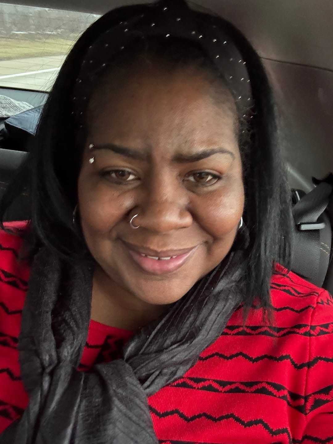 Customer photo review of Sensationnel Synthetic Curls Kinks & CO Instant Weave Half Wig - BOSS BABE/TOP BABE