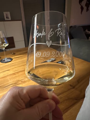 Kundenbewertung mit Foto zu Leonardo Gläser mit Gravur im "Wedding Love" Design als Set