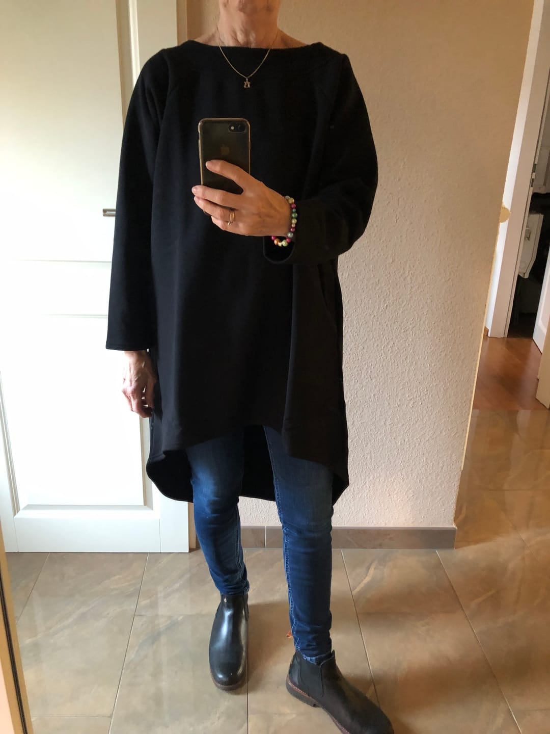 Customer photo review of CHERIN Super-Longsweater