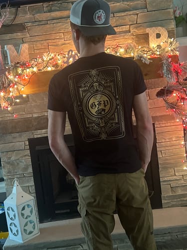 Customer photo review of ROYAL TEE