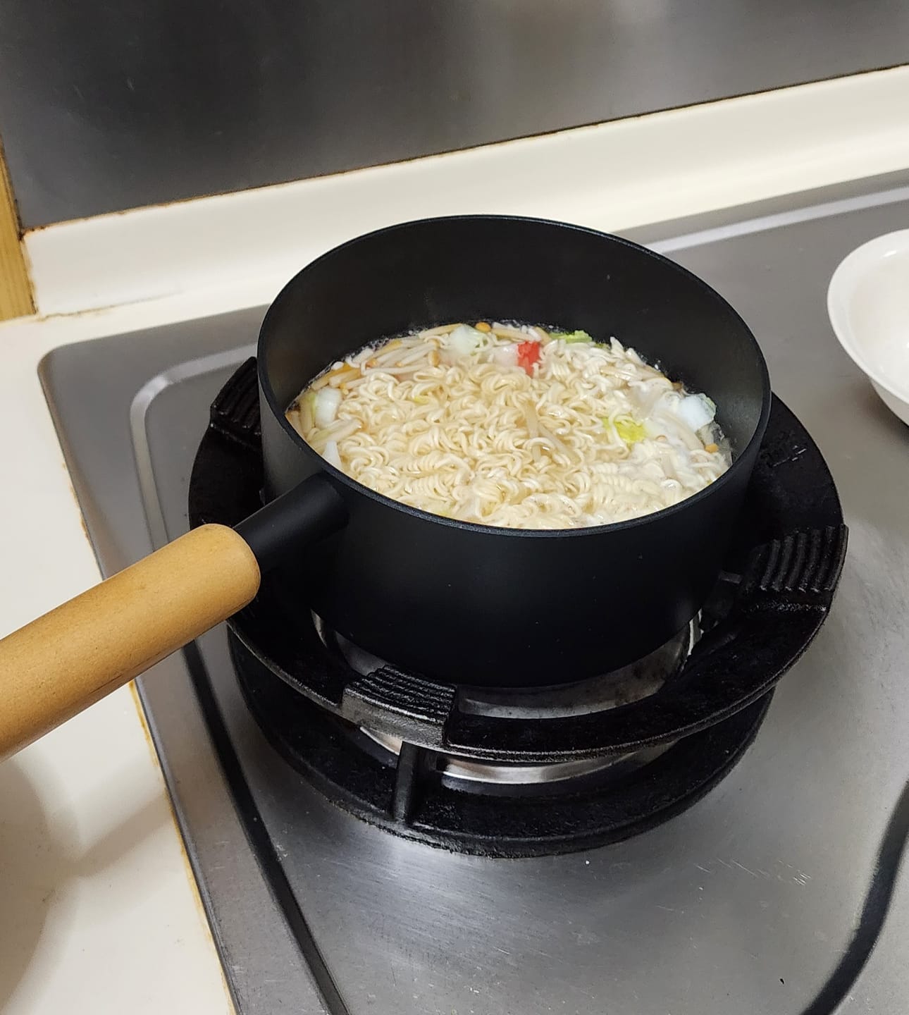 Customer photo review of Goodle Black - 18cm Saucepan (18cm pot lid included)