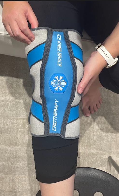 Customer photo review of Knee Ice Pack Wrap