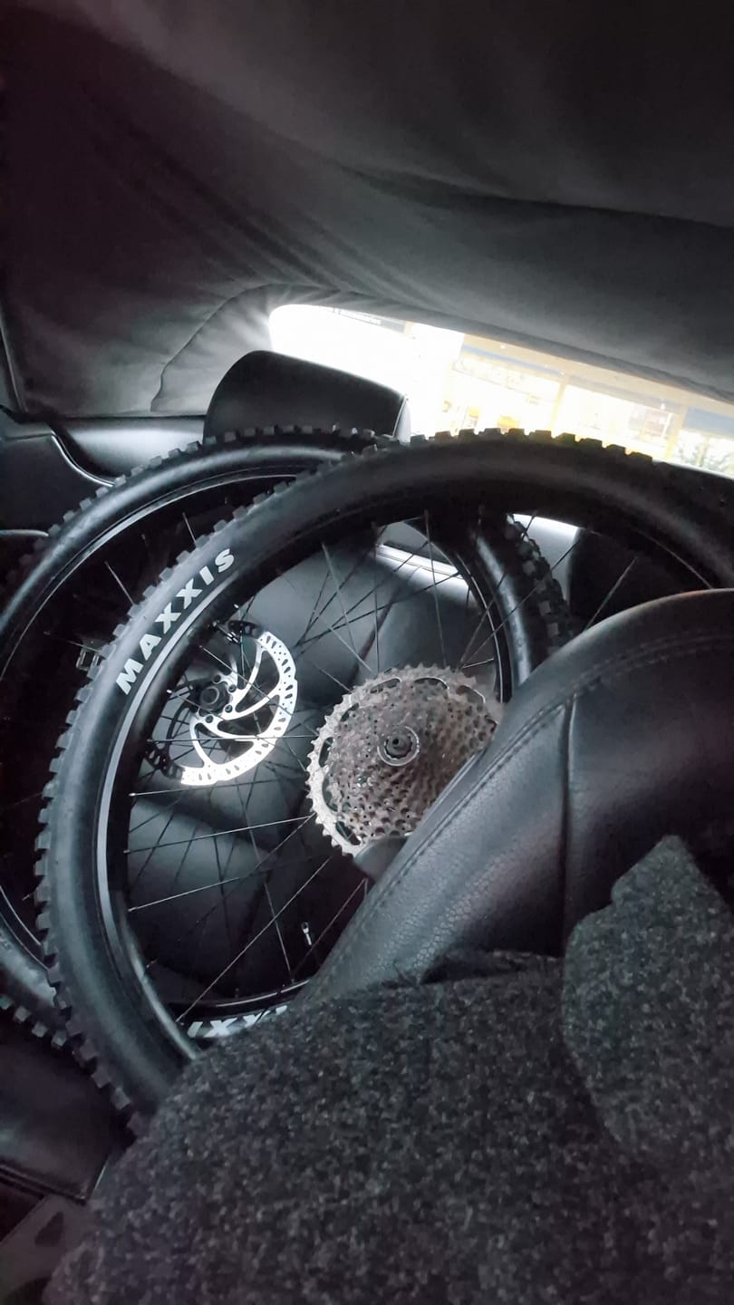 Customer photo review of Maxxis Minion DHR II 3C Maxx Terra EXO+ TR 27.5" Tyre - 27.5 X 2.8