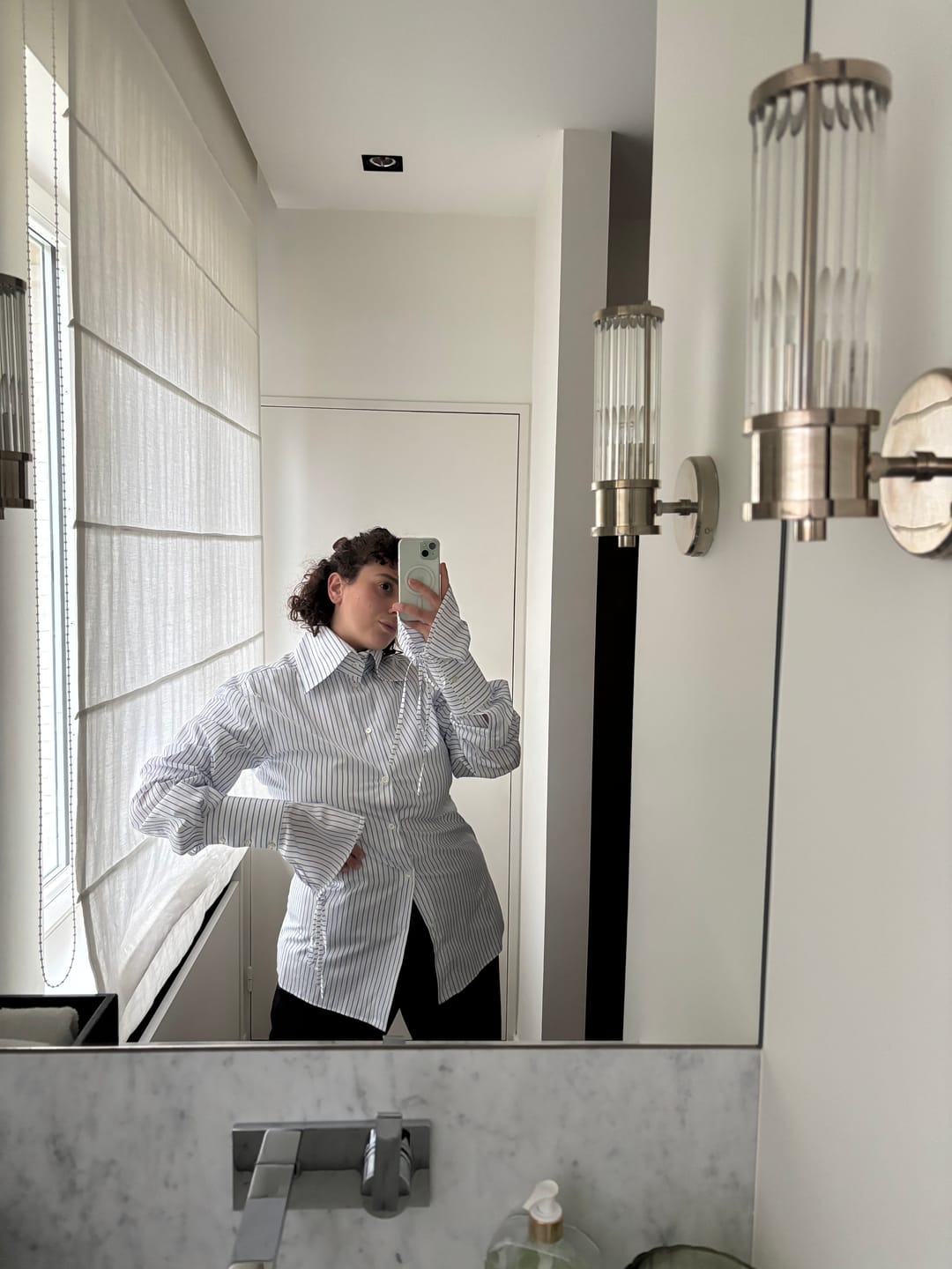Customer photo review of CAMICIA CON STRINGHE - BIANCA