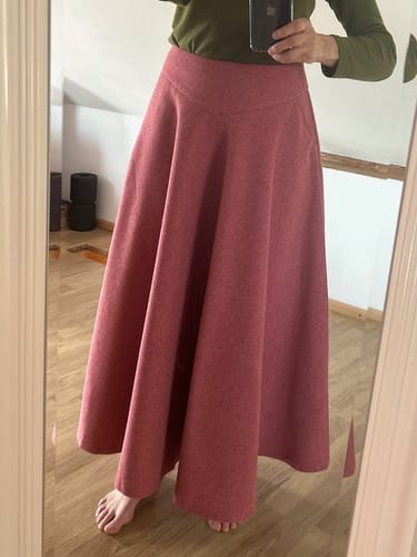 Eva N. review of Warm winter long wool skirt skirt with pockets zipper skirt winter handmade skirt C1606 image 1 out of 1