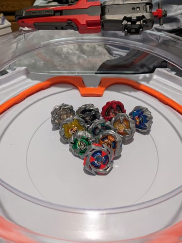 Customer photo review of TAKARA TOMY Beyblade X 'Battle Entry Set' w/ Stadium UX-04